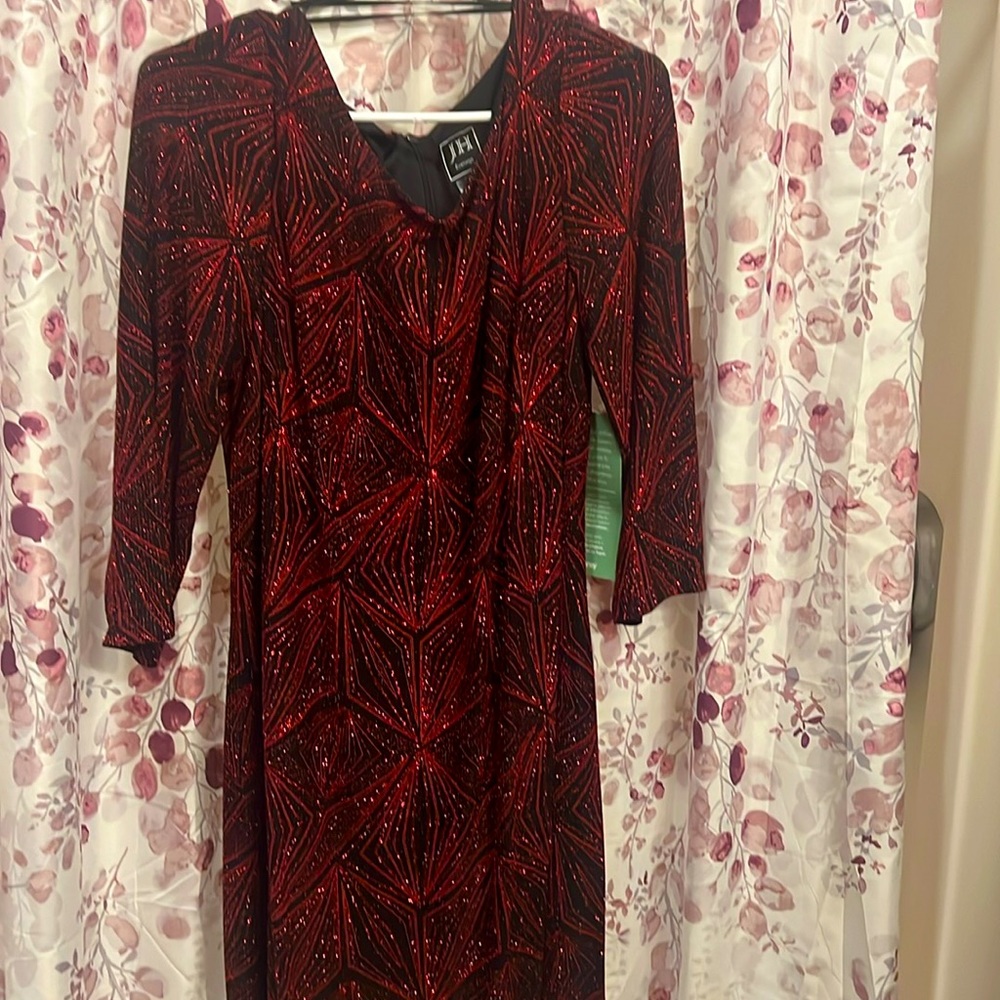 Beautiful red sparkly evening dress